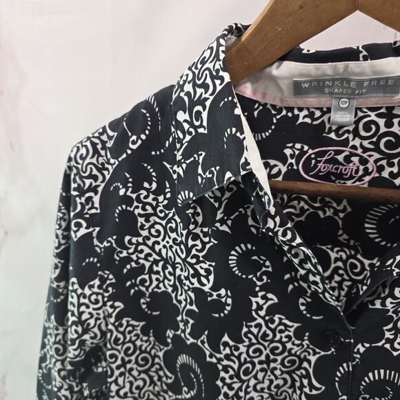 Foxcroft Shirt Womens 10 P Black White Button Up Wrinkle Free Non Iron Popover - Picture 2 of 14